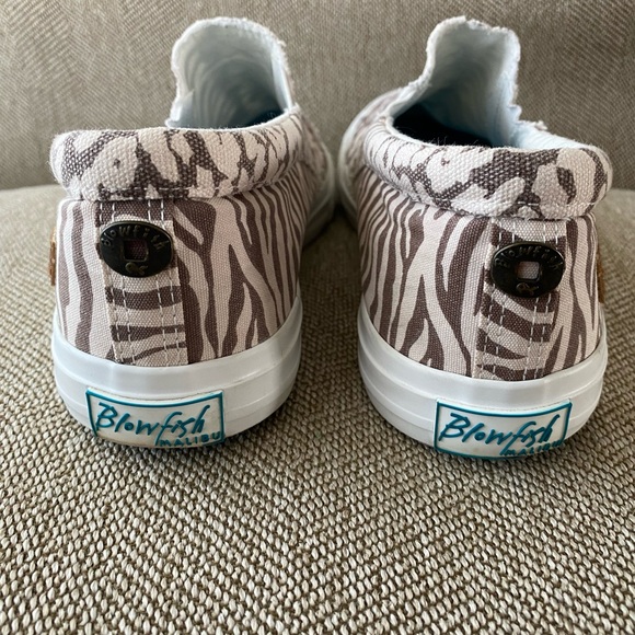 Blowfish Malibu Slip On Sneakers. Brown/Cream Patchwork Animal Print Pattern,11M - Picture 11 of 13